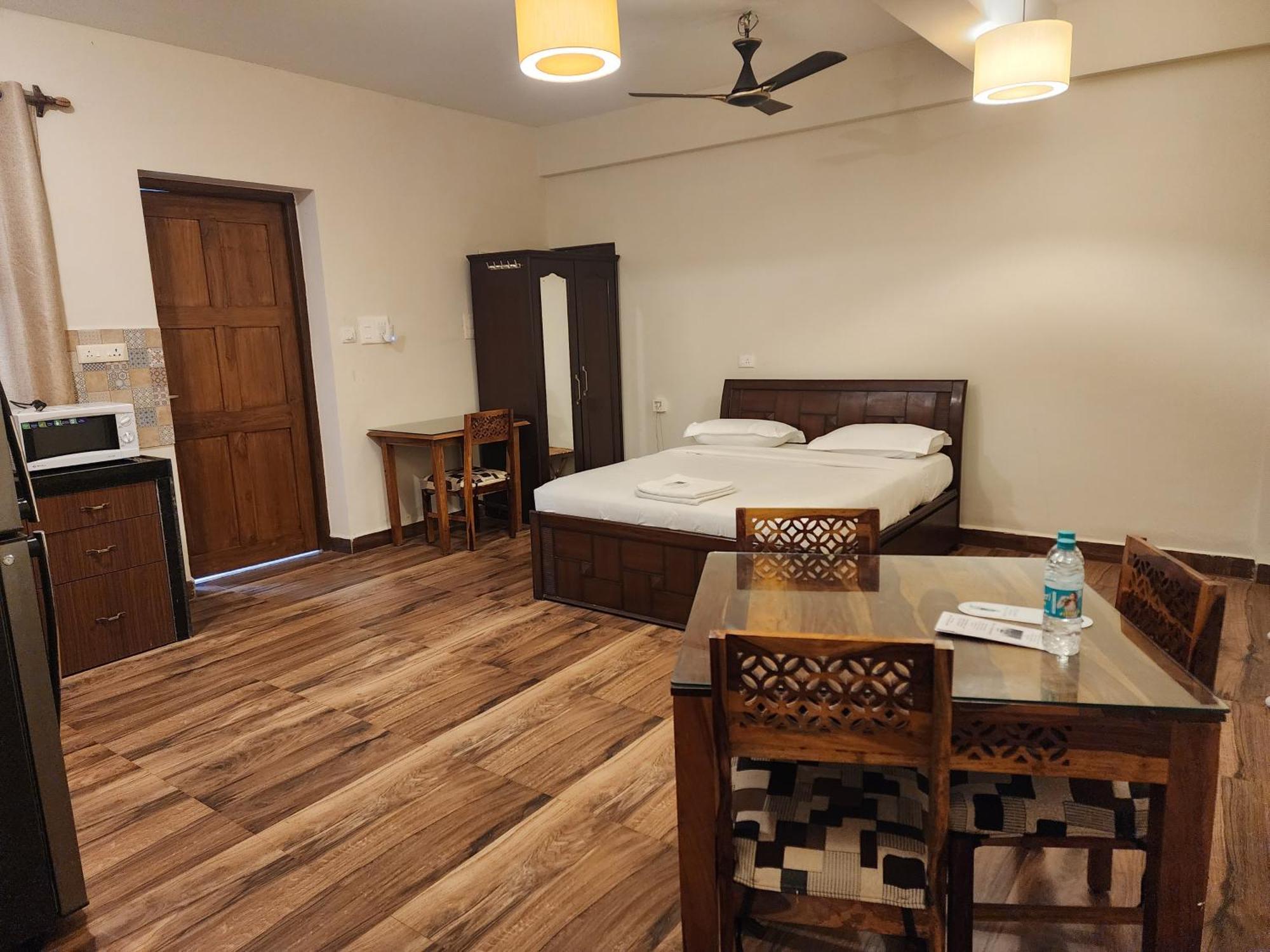 Coastal Suites Apart Hotel ---- 8 Minutes Walk To Beach Benaulim Kültér fotó