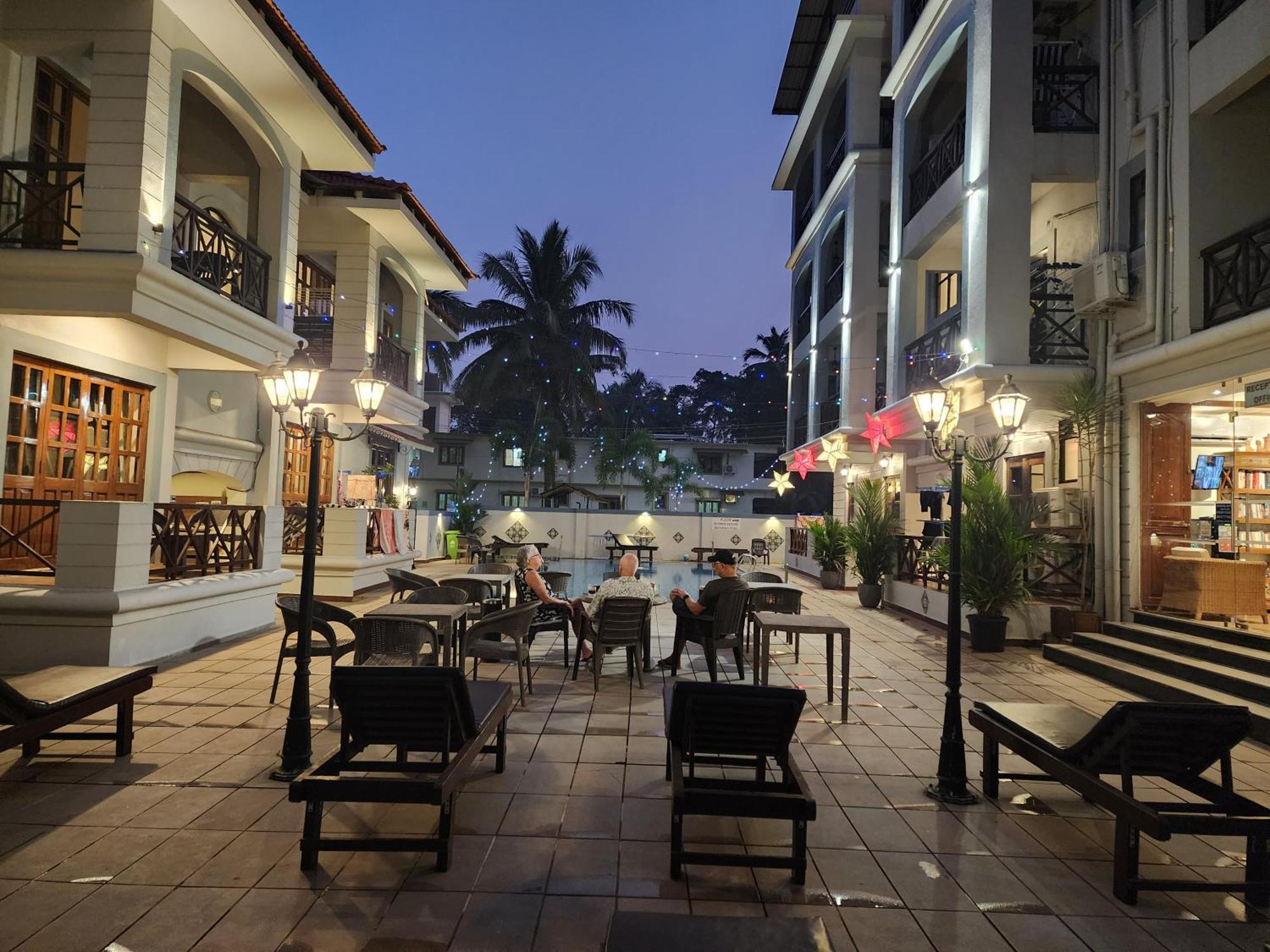 Coastal Suites Apart Hotel ---- 8 Minutes Walk To Beach Benaulim Kültér fotó